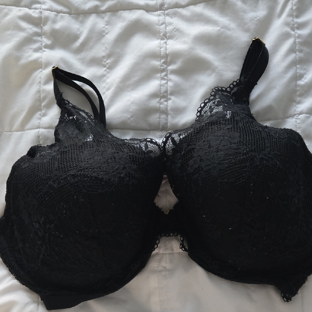 Victoria Secret Plunge Black Bra Size 42DD